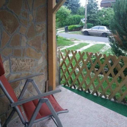 Kriszta Apartmanhaz Apartment Balatonlelle Exterior foto