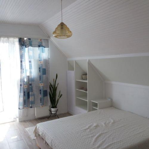 Kriszta Apartmanhaz Apartment Balatonlelle Exterior foto